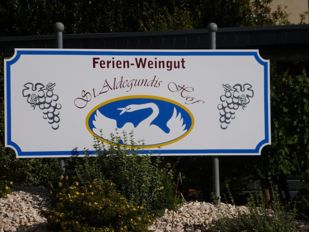 Wein- Und Gaestehaus St. Aldegundishof Sankt Aldegund Εξωτερικό φωτογραφία