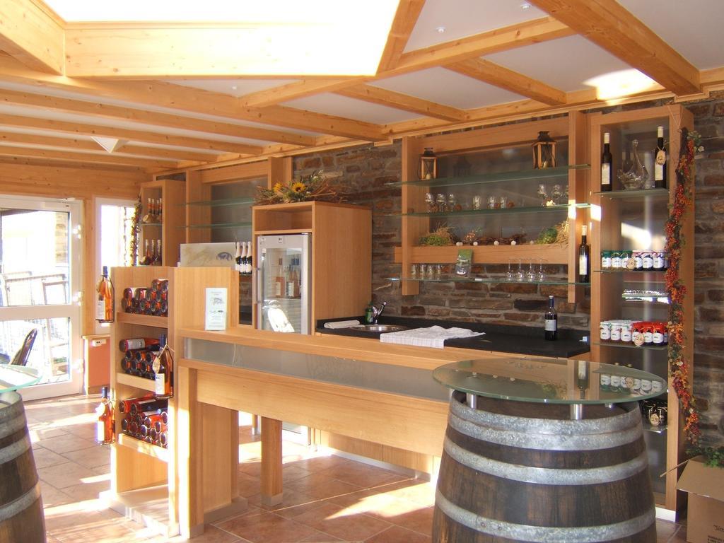 Wein- Und Gaestehaus St. Aldegundishof Sankt Aldegund Εξωτερικό φωτογραφία